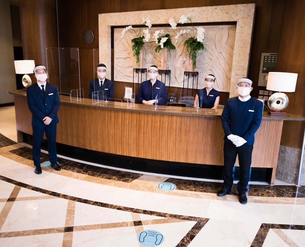 The Avenue Plaza Hotel Нага Екстер'єр фото