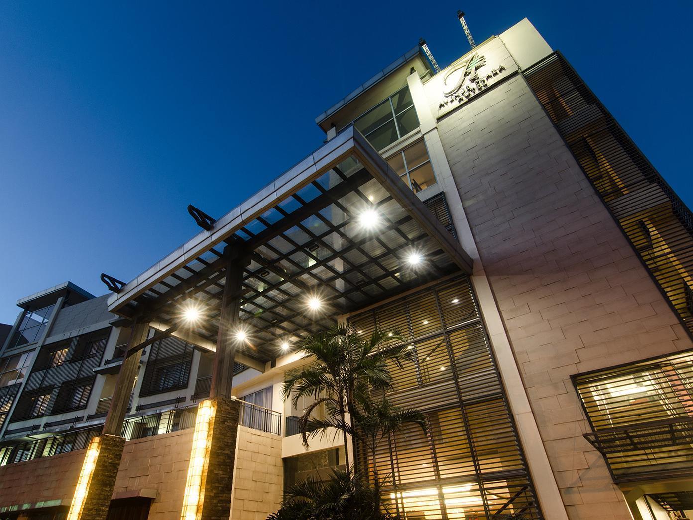 The Avenue Plaza Hotel Нага Екстер'єр фото