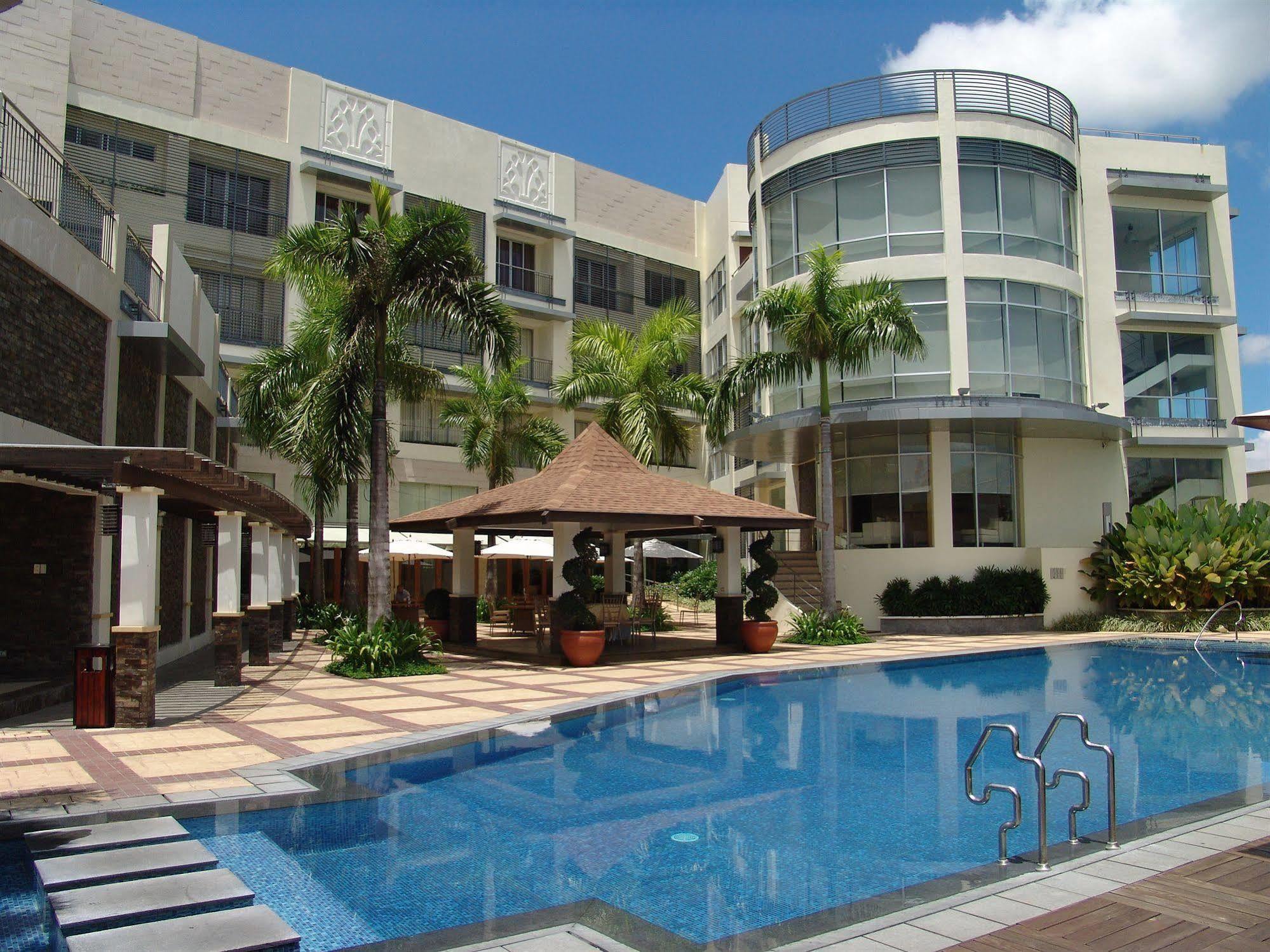 The Avenue Plaza Hotel Нага Екстер'єр фото
