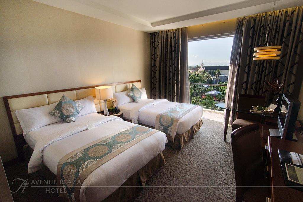 The Avenue Plaza Hotel Нага Екстер'єр фото